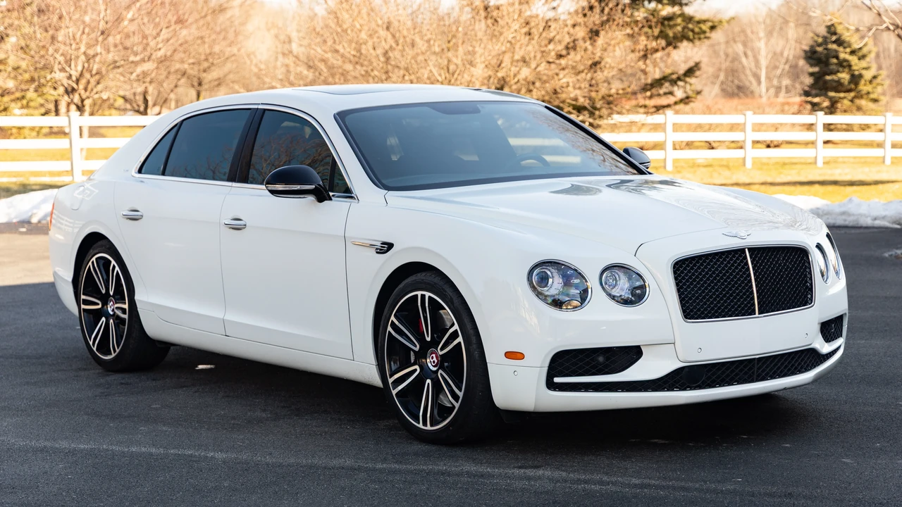 2017 Bentley Continental - Image 3 of 31