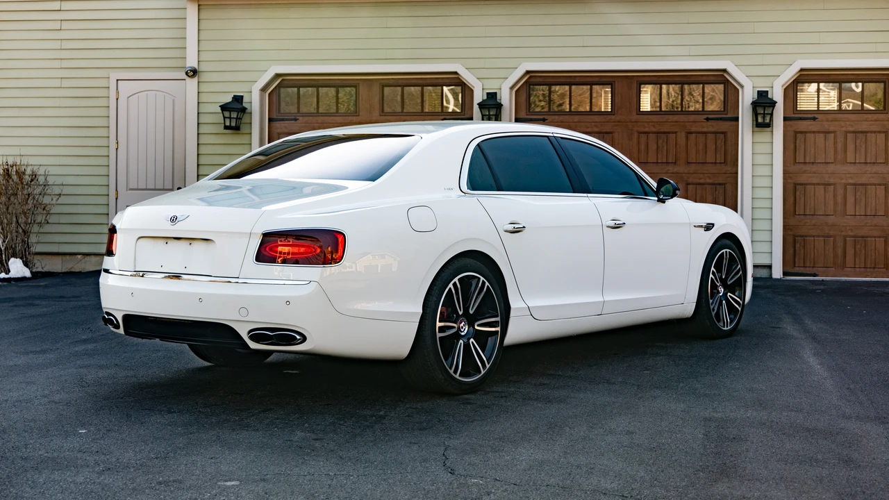 2017 Bentley Continental - Image 5 of 31