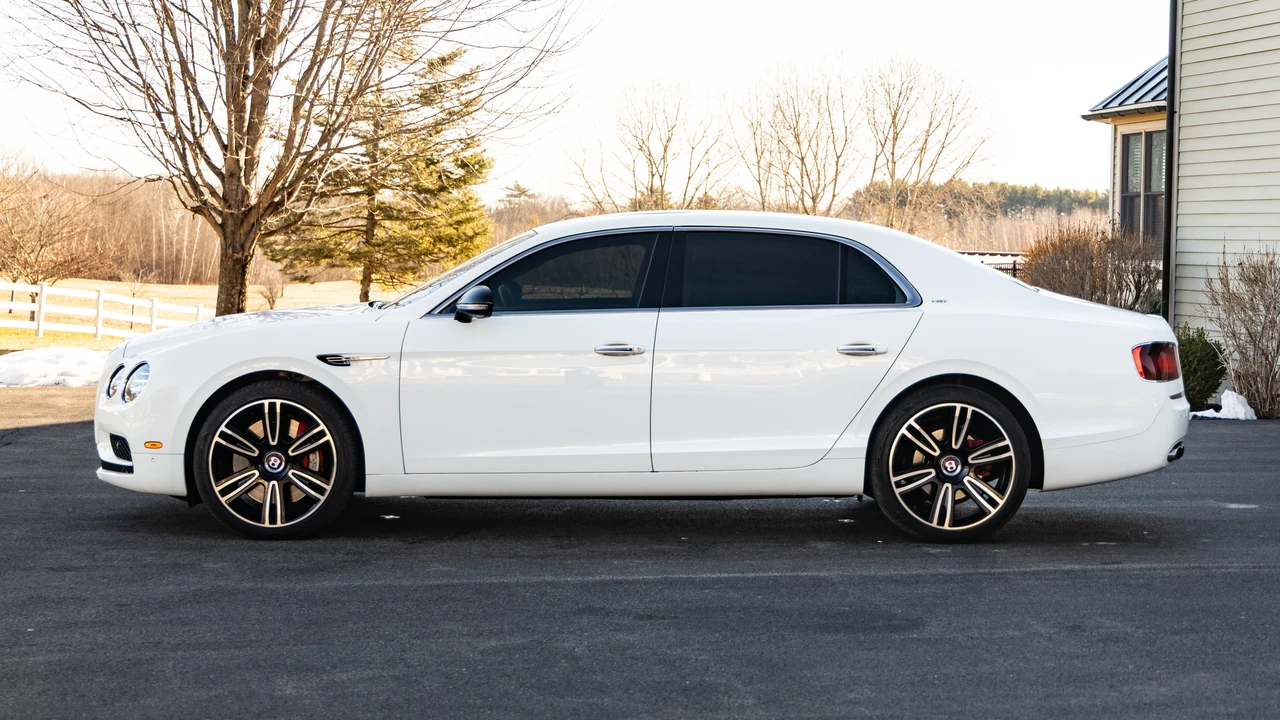2017 Bentley Continental - Image 8 of 31