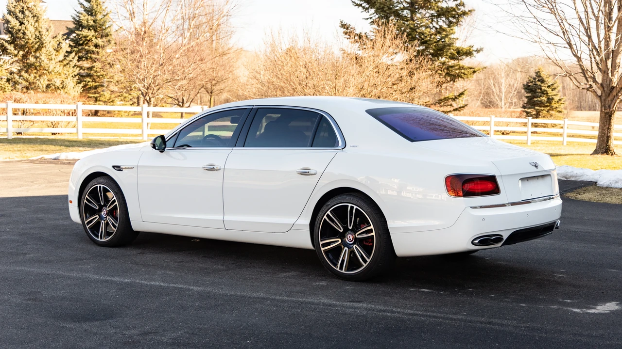 2017 Bentley Continental - Image 7 of 31