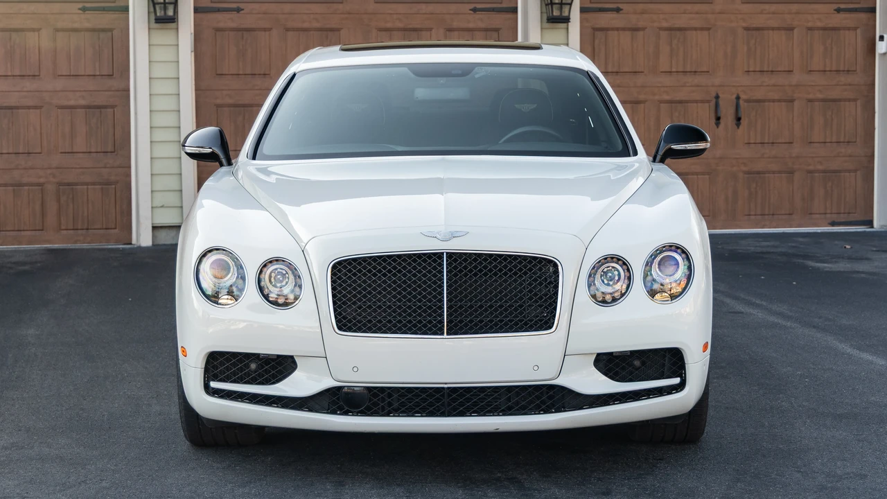 2017 Bentley Continental - Image 2 of 31