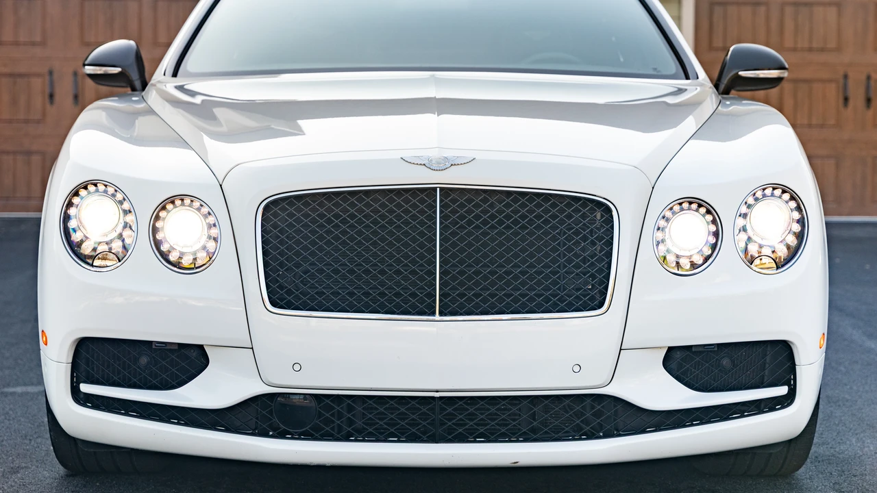 2017 Bentley Continental - Image 9 of 31