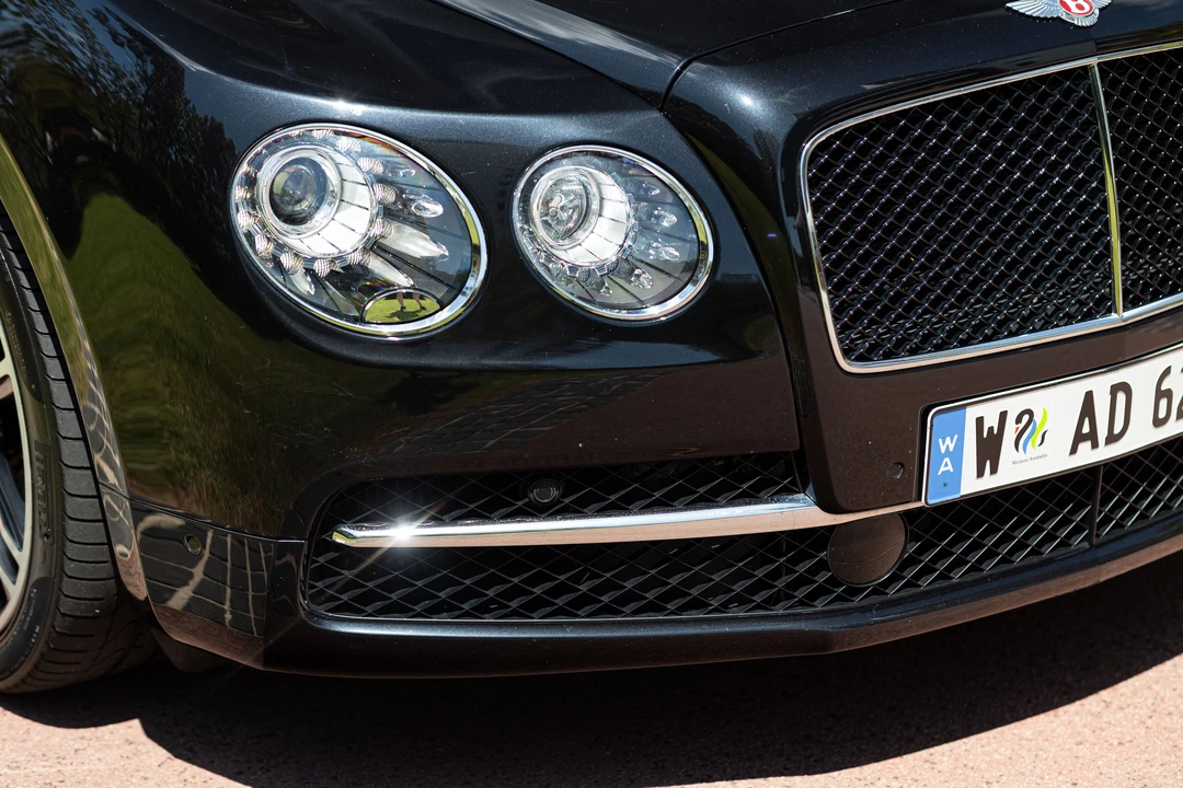2017 Bentley Continental Flying Spur - Image 21 of 31