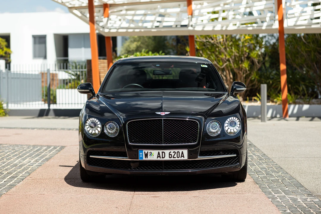 2017 Bentley Continental Flying Spur - Image 10 of 31