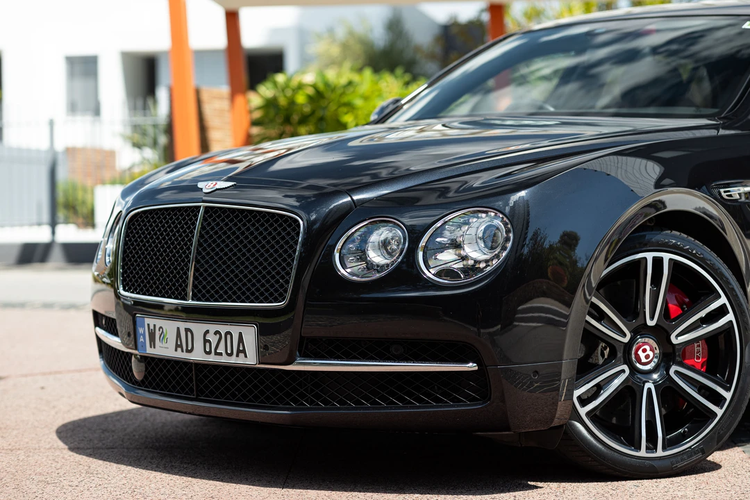 2017 Bentley Continental Flying Spur - Image 23 of 31