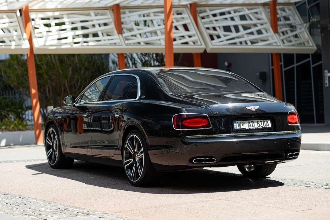 2017 Bentley Continental Flying Spur - Image 7 of 31