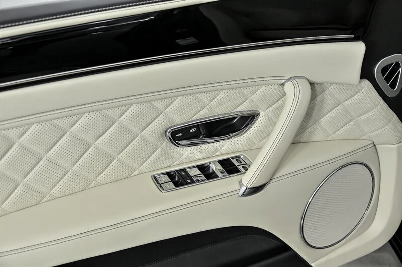 2017 Bentley Continental Flying Spur - Image 18 of 21