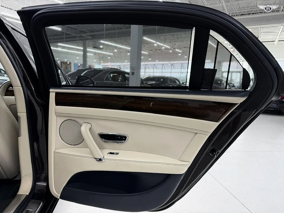 2017 Bentley Continental Flying Spur - Image 31 of 31