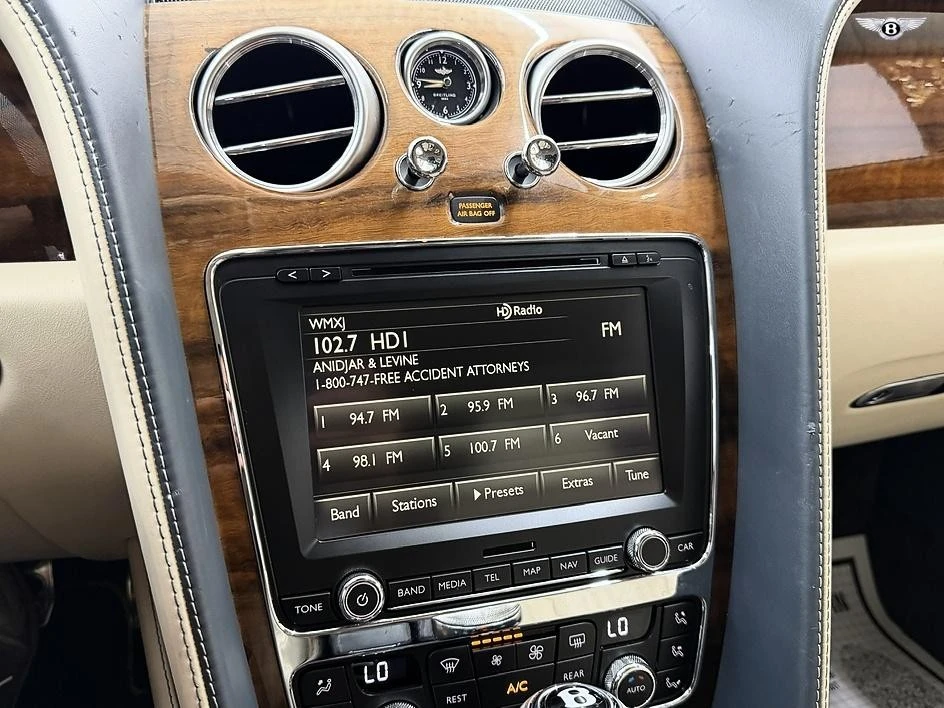2017 Bentley Continental Flying Spur - Image 25 of 31