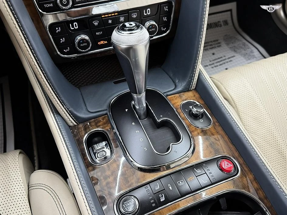 2017 Bentley Continental Flying Spur - Image 23 of 31