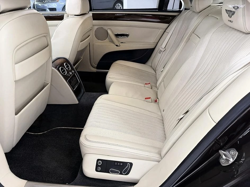 2017 Bentley Continental Flying Spur - Image 17 of 31