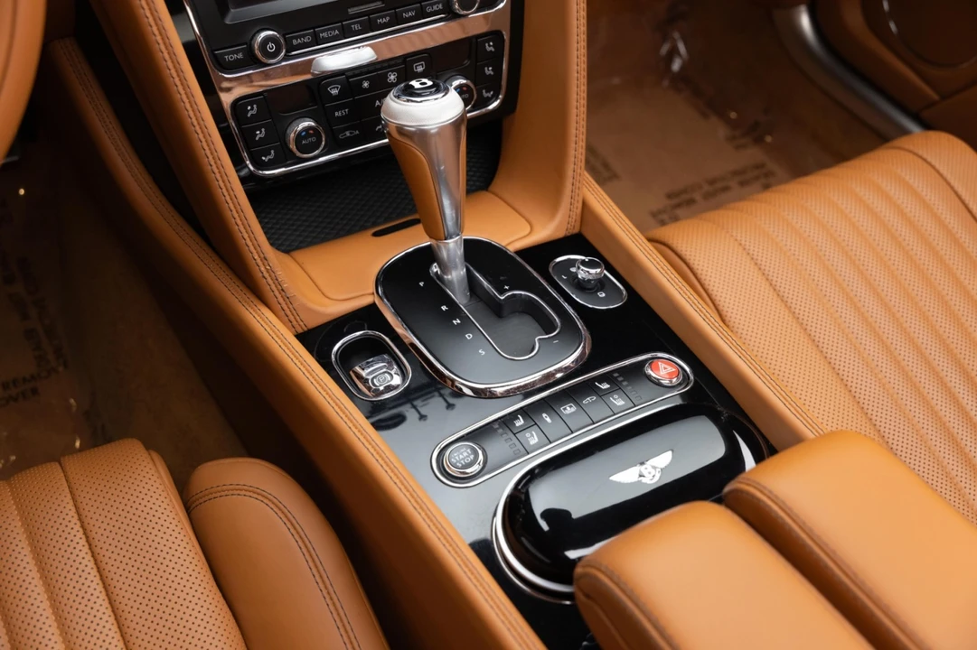 2017 Bentley Continental - Image 14 of 21