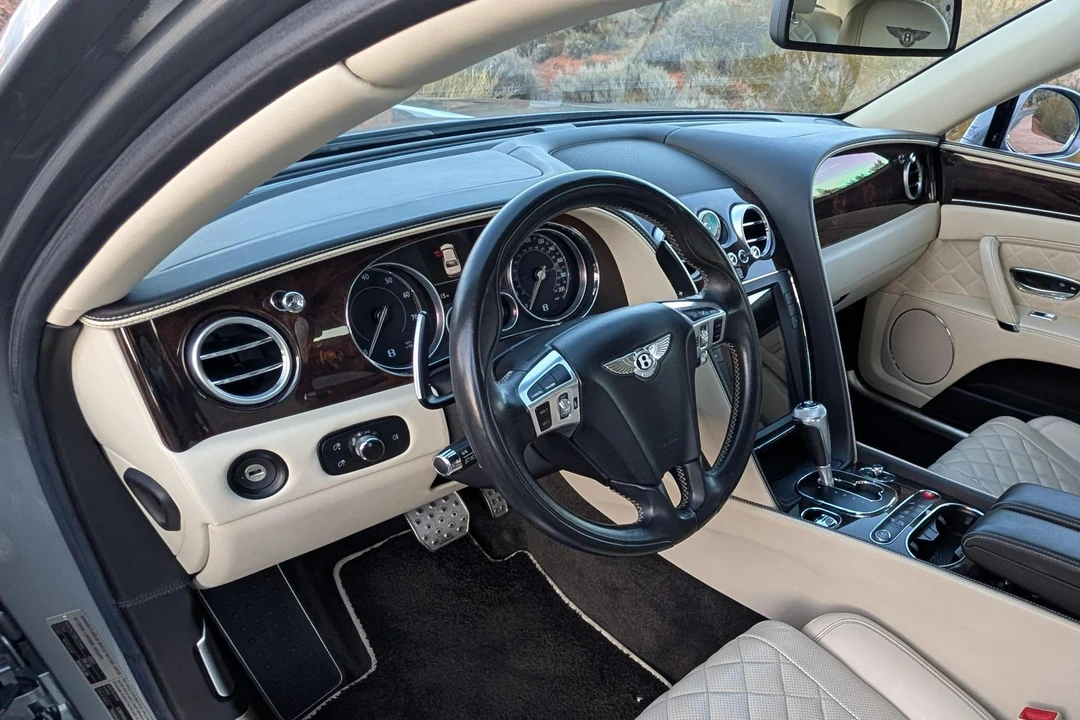 2017 Bentley Continental - Image 25 of 31