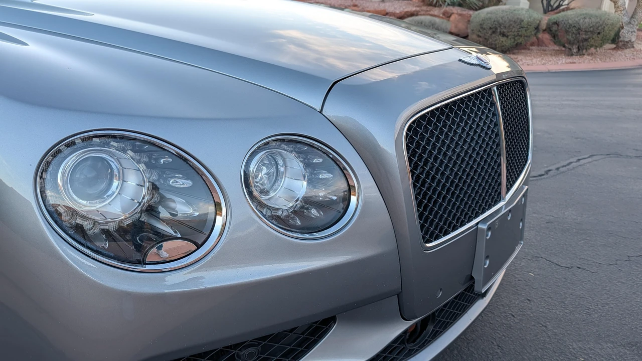 2017 Bentley Continental - Image 9 of 31