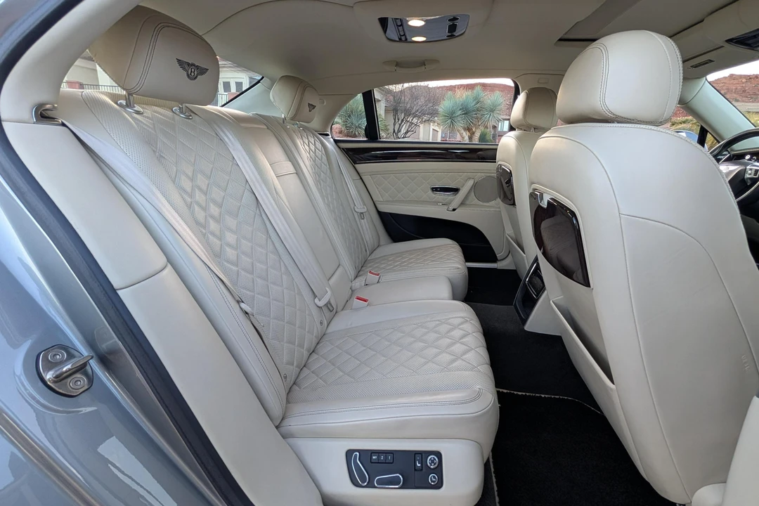 2017 Bentley Continental - Image 27 of 31