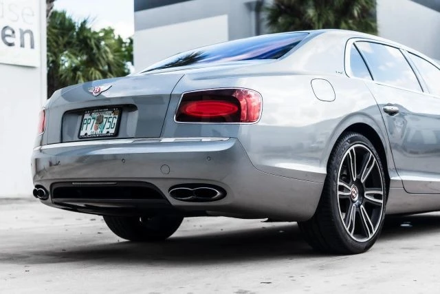 2017 Bentley Continental - Image 19 of 31