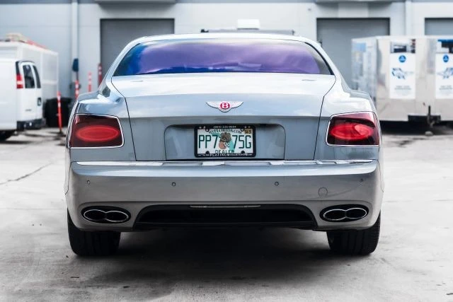 2017 Bentley Continental - Image 16 of 31
