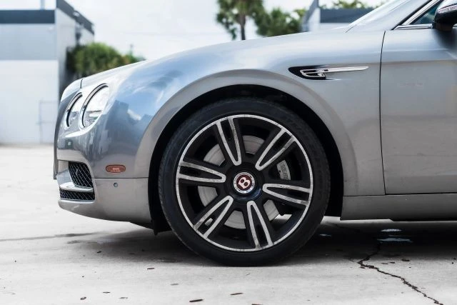 2017 Bentley Continental - Image 7 of 31