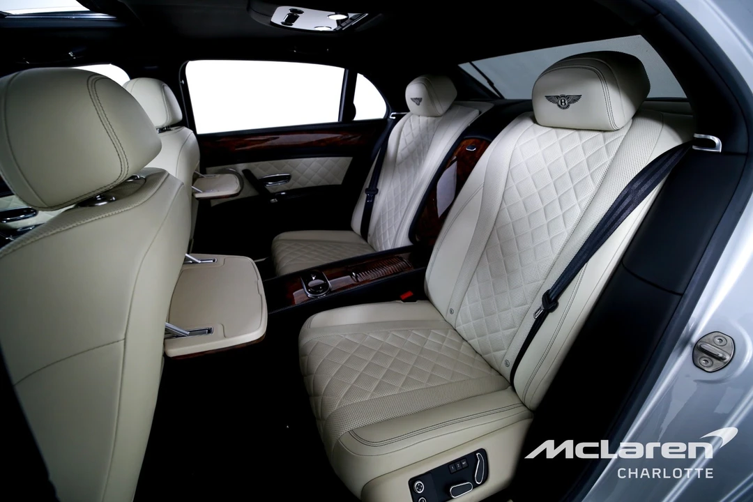 2017 Bentley - Image 18 of 31