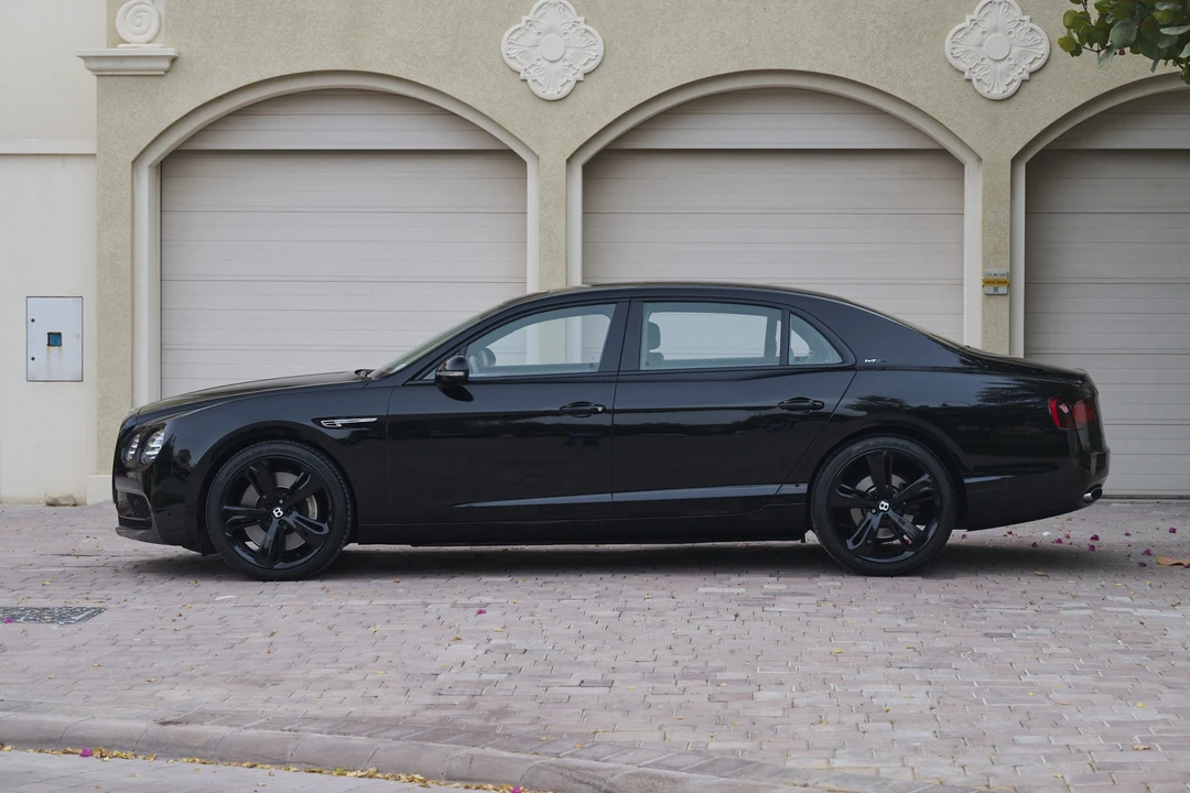 2017 Bentley Continental Flying Spur - Image 10 of 31