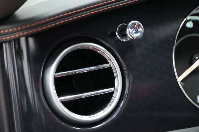 2017 Bentley Continental - Image 26 of 31