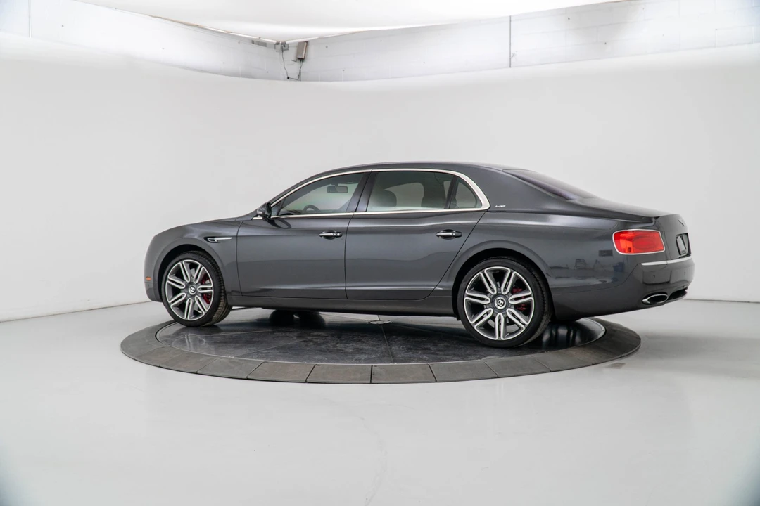 2017 Bentley Continental Flying Spur - Image 28 of 31