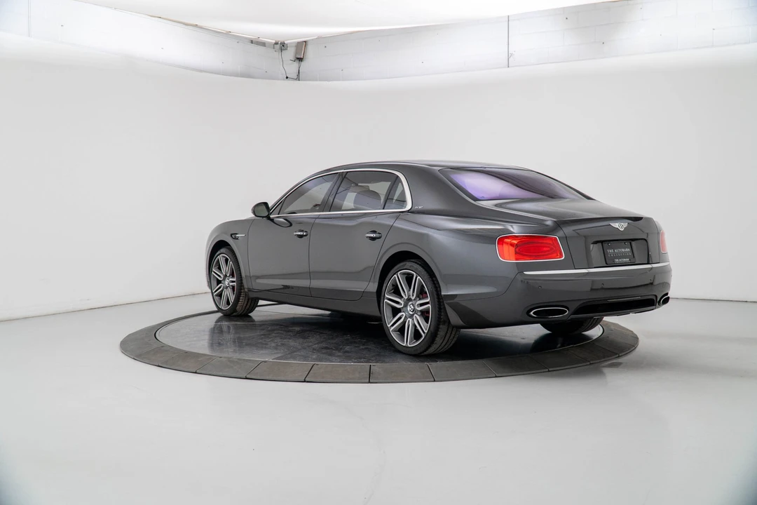 2017 Bentley Continental Flying Spur - Image 27 of 31