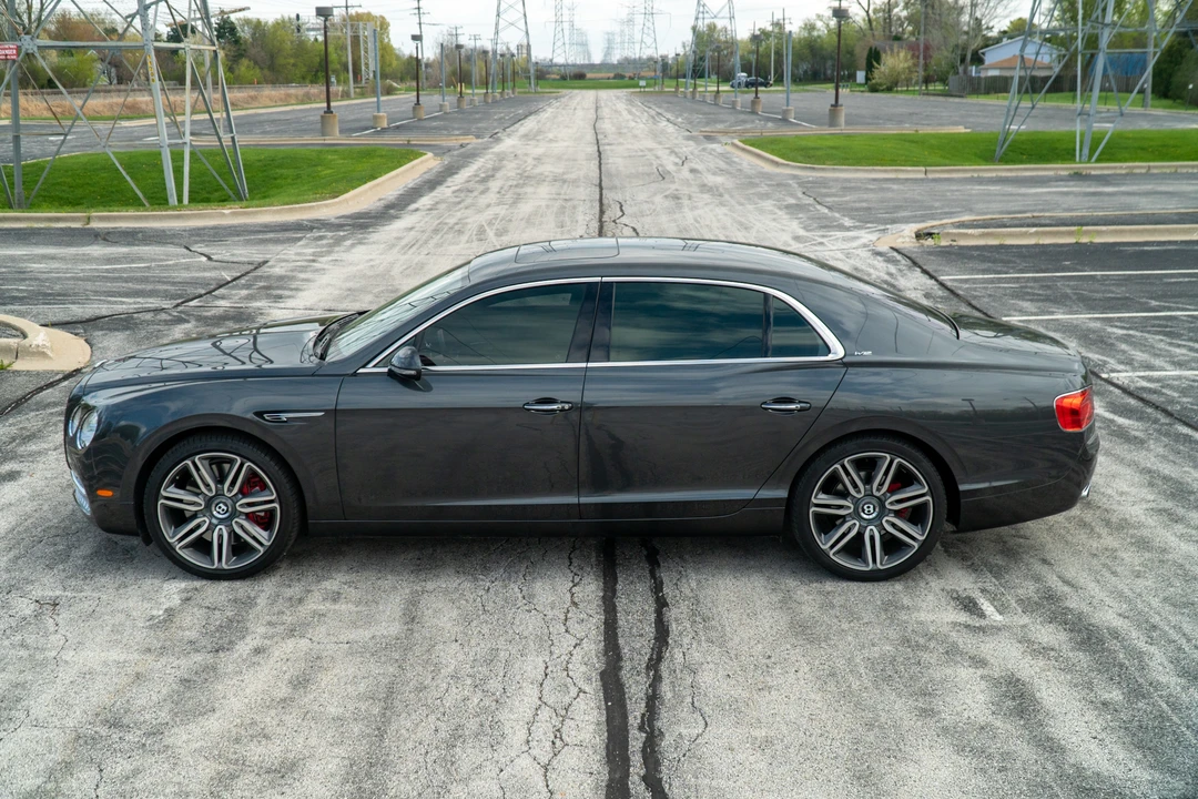2017 Bentley Continental Flying Spur - Image 28 of 31