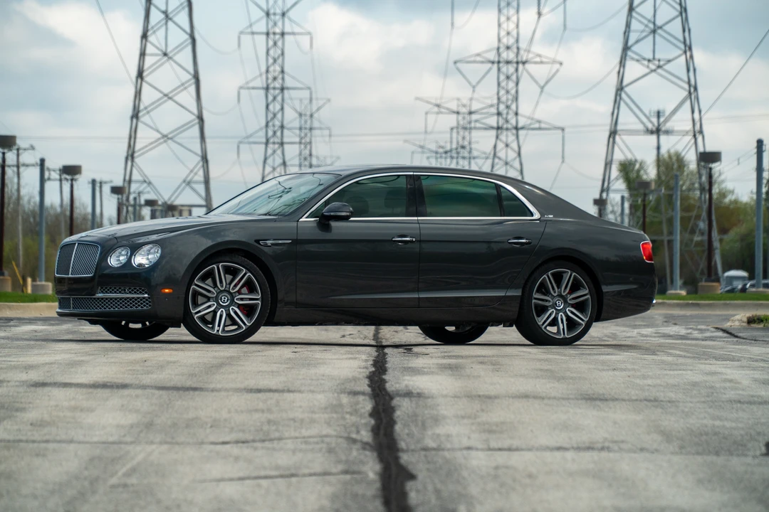 2017 Bentley Continental Flying Spur - Image 24 of 31