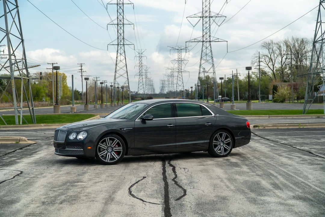 2017 Bentley Continental Flying Spur - Image 26 of 31