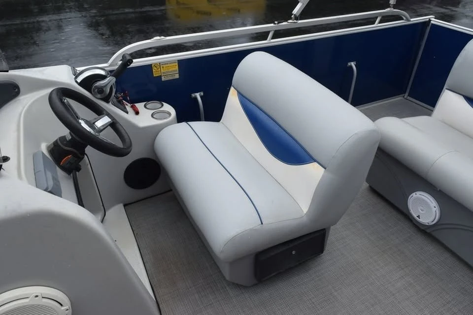 2017 Bentley - Image 10 of 17