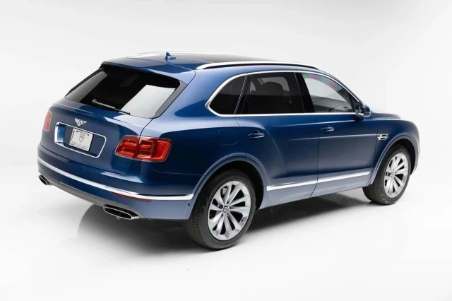 2017 Bentley Bentayga - Image 3 of 4