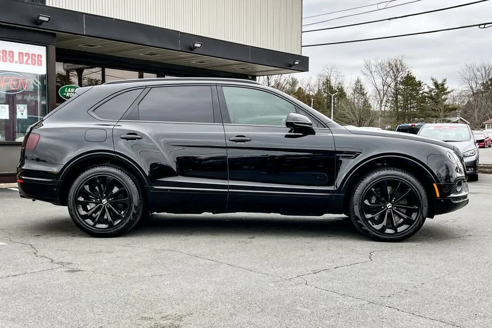 2017 Bentley Bentayga - Image 3 of 19