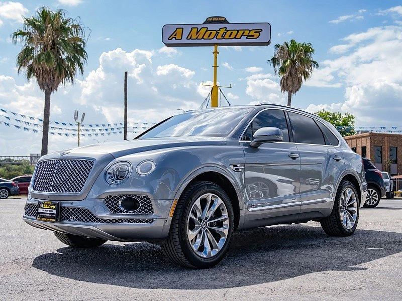 2017 Bentley Bentayga - Image 8 of 18