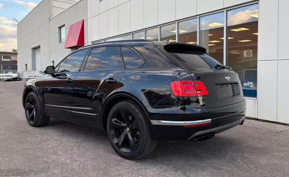 2017 Bentley Bentayga - Image 4 of 14