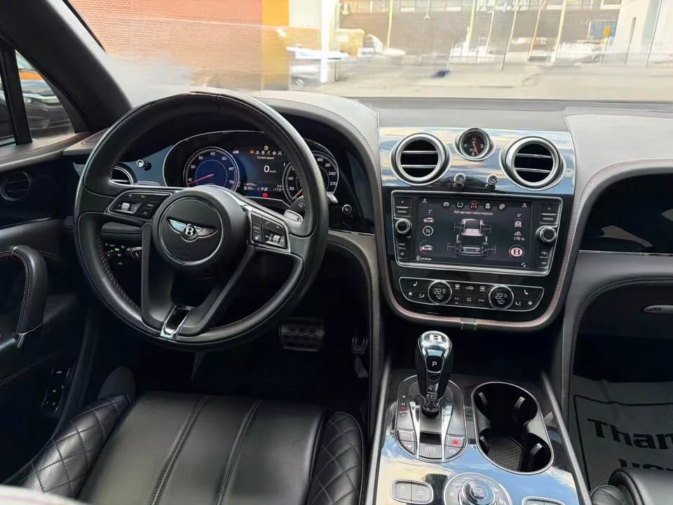 2017 Bentley Bentayga - Image 11 of 14