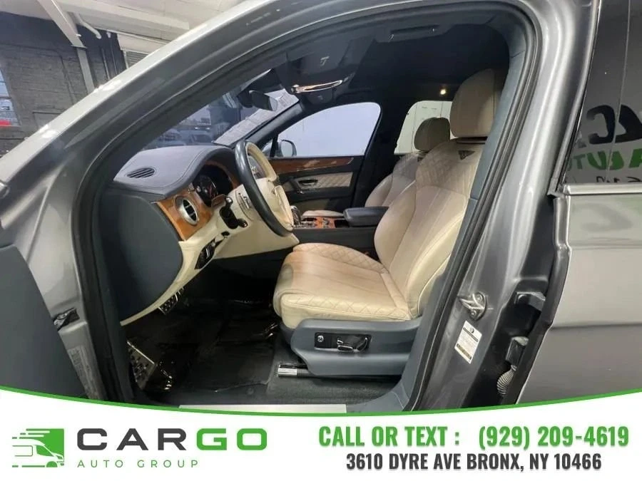 2017 Bentley Bentayga - Image 18 of 20