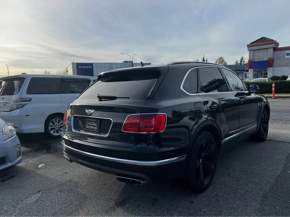 2017 Bentley Bentayga - Image 19 of 19