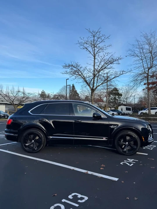 2017 Bentley Bentayga - Image 5 of 20
