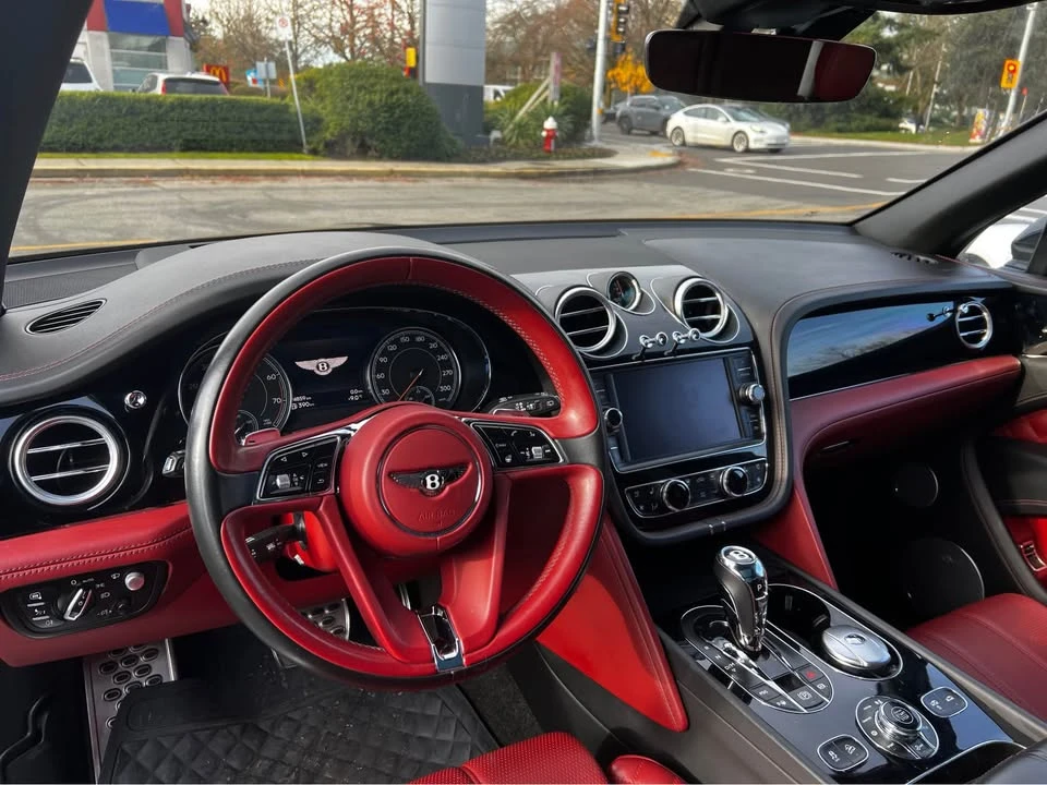 2017 Bentley Bentayga - Image 14 of 19