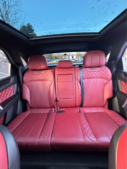 2017 Bentley Bentayga - Image 19 of 20