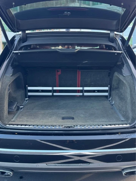 2017 Bentley Bentayga - Image 11 of 20