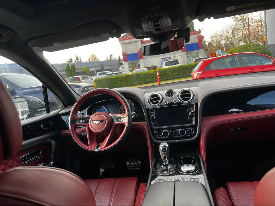 2017 Bentley Bentayga - Image 12 of 19