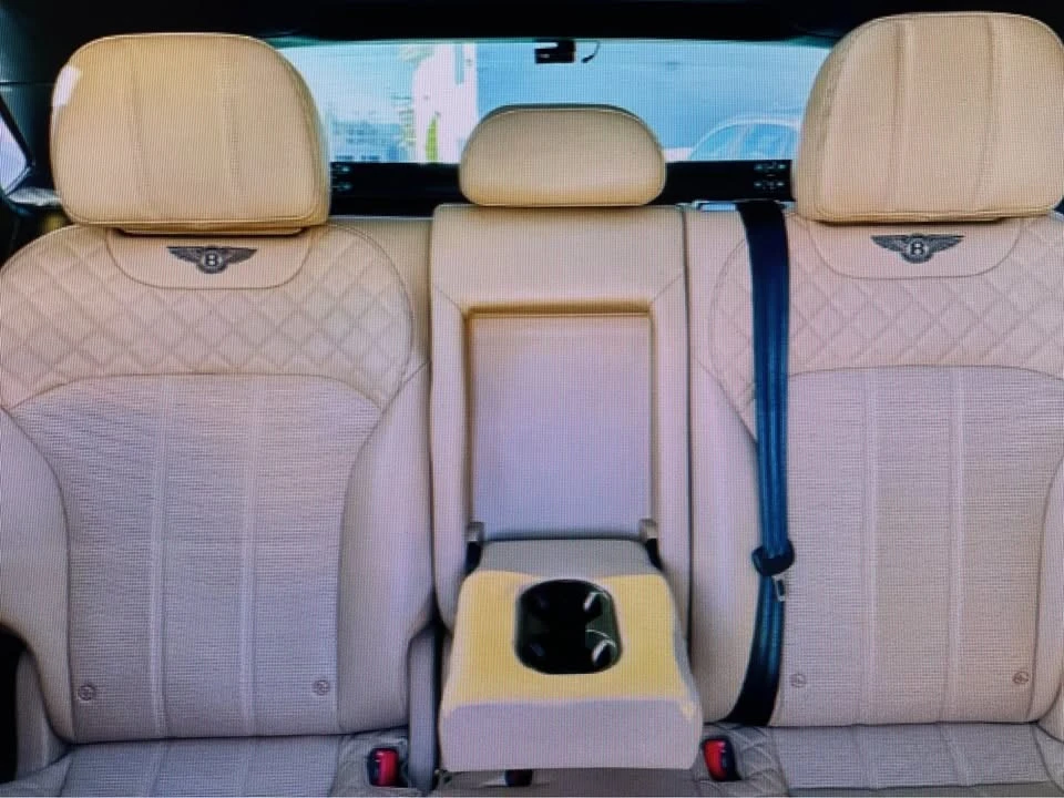 2017 Bentley Bentayga - Image 17 of 17
