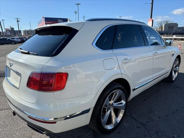 2017 Bentley Bentayga - Image 7 of 20