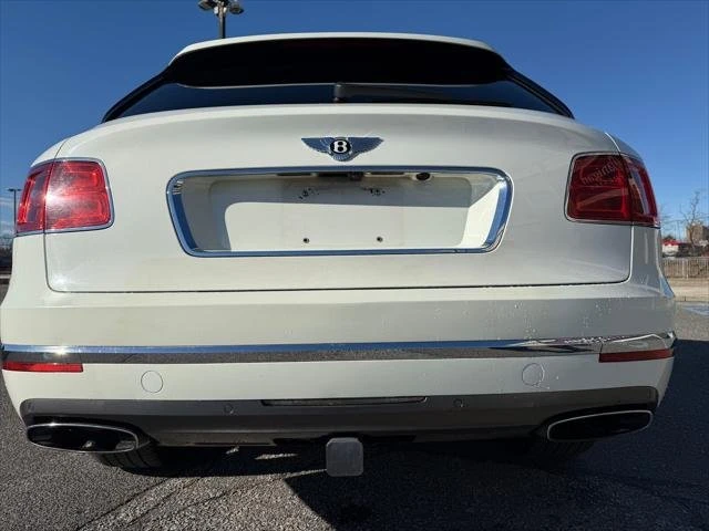 2017 Bentley Bentayga - Image 9 of 20