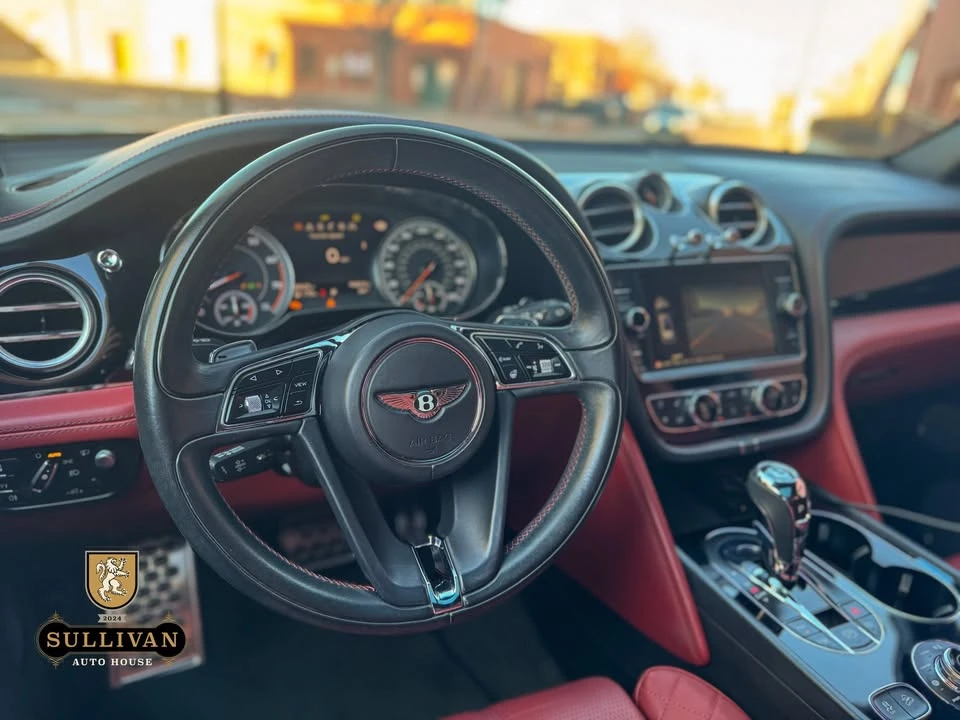 2017 Bentley Bentayga - Image 10 of 18