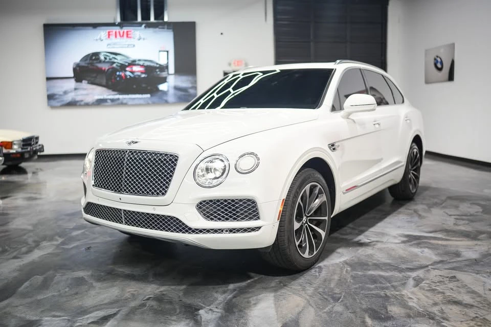 2017 Bentley Bentayga - Image 2 of 16