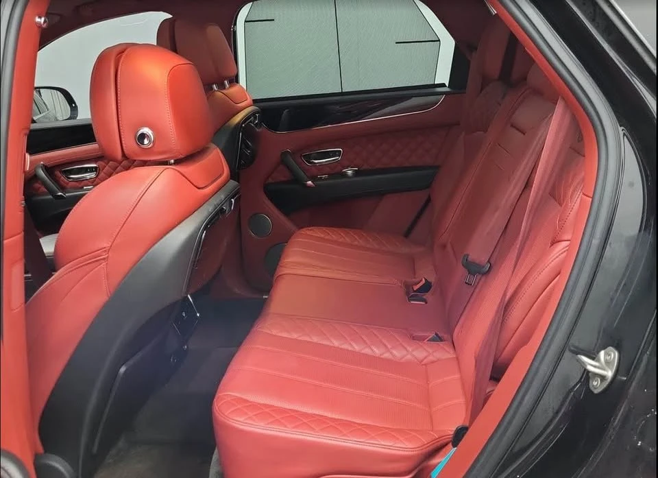 2017 Bentley Bentayga - Image 5 of 6