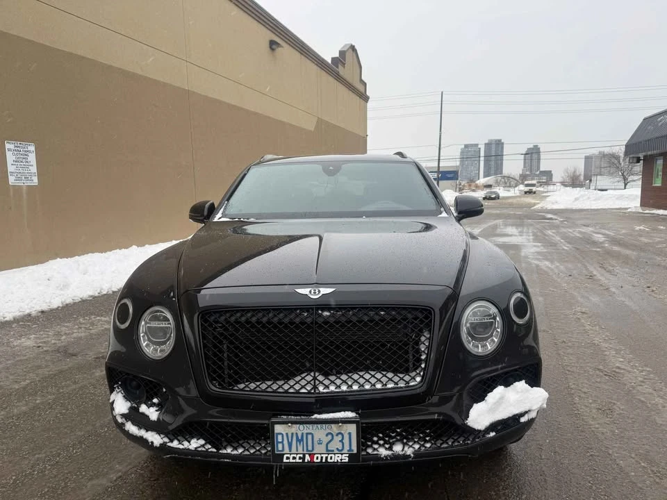 2017 Bentley Bentayga - Image 2 of 9